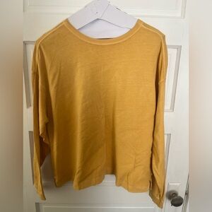 Old Navy Yellow Easy Tee size L